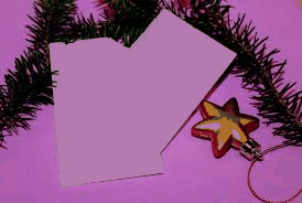 Opłatki na fioletowym obrusie